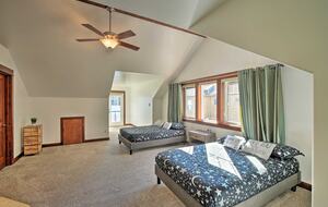 Waterfront Living in the Foothills of Mount Rainier - Eatonville, Washington