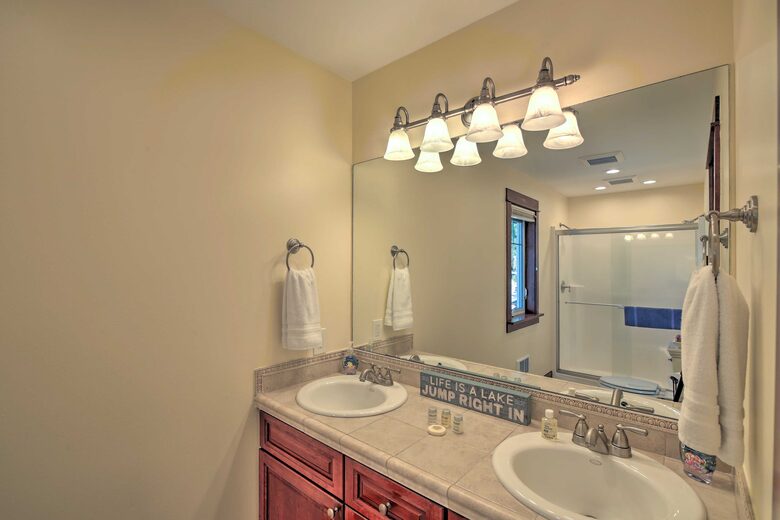 Waterfront Living in the Foothills of Mount Rainier - Eatonville, Washington