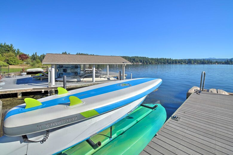 Waterfront Living in the Foothills of Mount Rainier - Eatonville, Washington