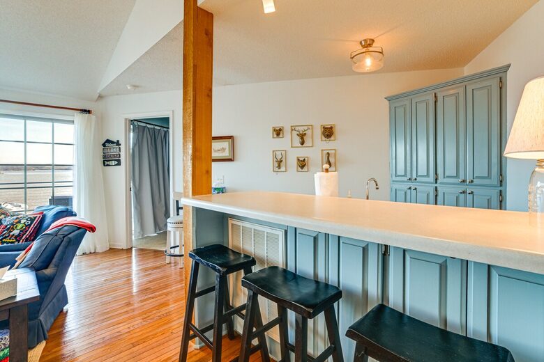 Kentucky Lakefront Retreat with Private Dock and Sunset Views - New Concord, Kentucky