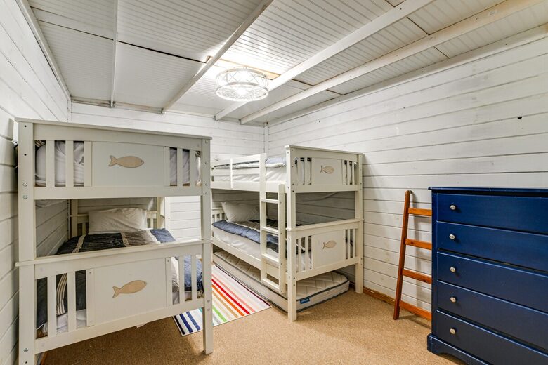 Kentucky Lakefront Retreat with Private Dock and Sunset Views - New Concord, Kentucky