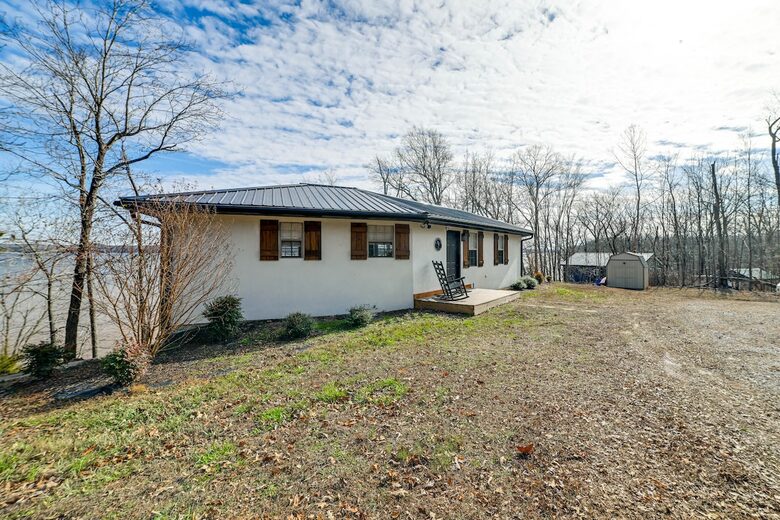 Kentucky Lakefront Retreat with Private Dock and Sunset Views - New Concord, Kentucky