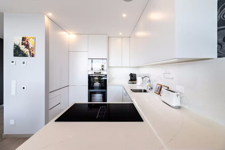 Contemporary Lagos Escape with Sweeping Ocean Views - Lagos, Lote 6, Bloco 5, Apartment 2B, Portugal