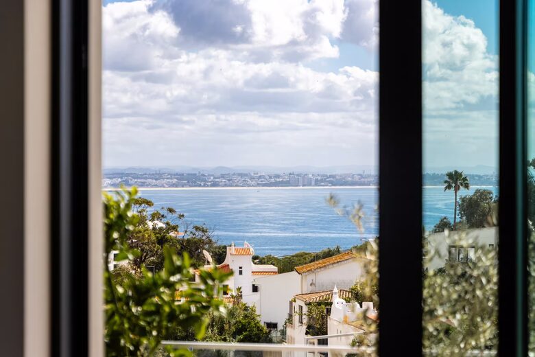 Contemporary Lagos Escape with Sweeping Ocean Views - Lagos, Lote 6, Bloco 5, Apartment 2B, Portugal