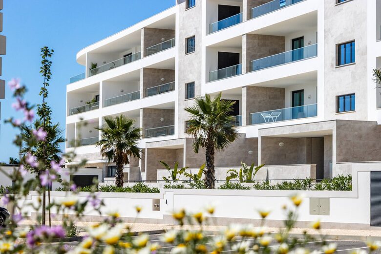 Contemporary Lagos Escape with Sweeping Ocean Views - Lagos, Lote 6, Bloco 5, Apartment 2B, Portugal