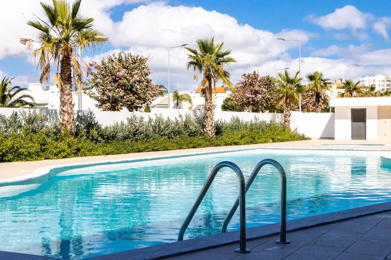 Contemporary Lagos Escape with Sweeping Ocean Views - Lagos, Lote 6, Bloco 5, Apartment 2B, Portugal