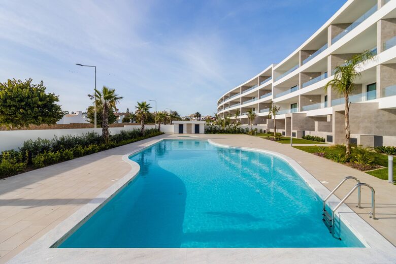 Contemporary Lagos Escape with Sweeping Ocean Views - Lagos, Lote 6, Bloco 5, Apartment 2B, Portugal