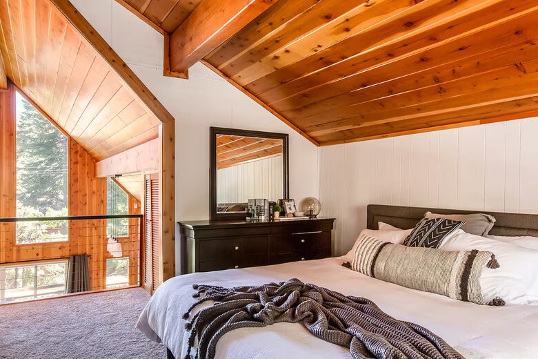 Lake Arrowhead A-Frame with Forest Views and Lake Access - Lake Arrowhead, California