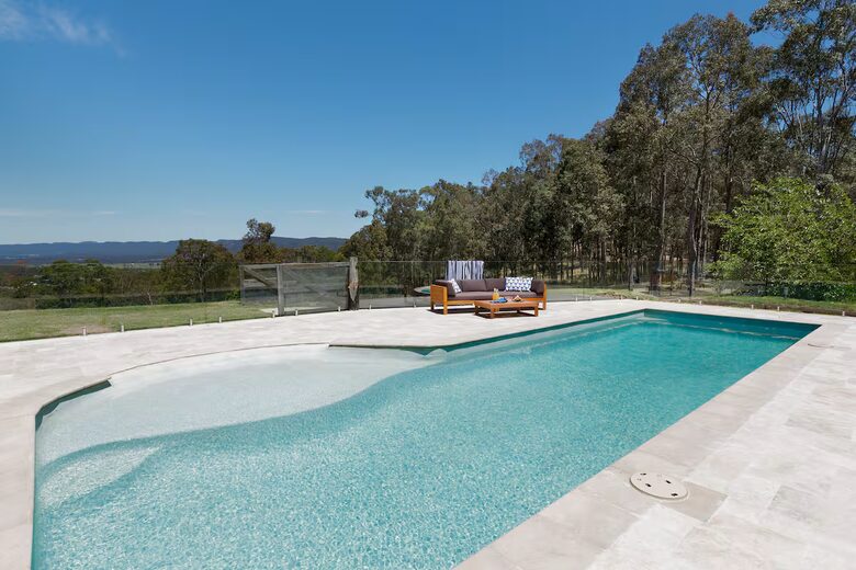 Hunter Valley Hilltop Retreat with Pool and Watagan Range Views - Mount View, Australia