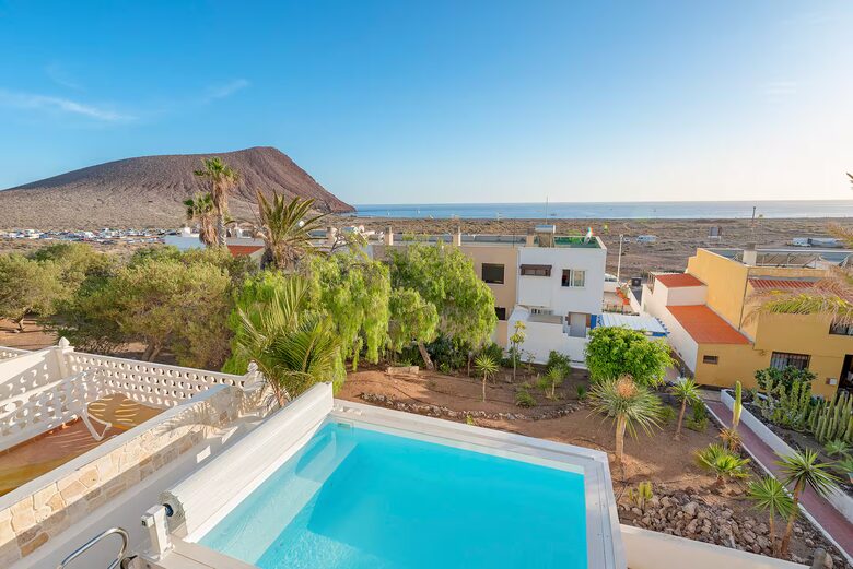 Contemporary Villa Overlooking La Tejita - Granadilla de Abona, Tenerife, Spain