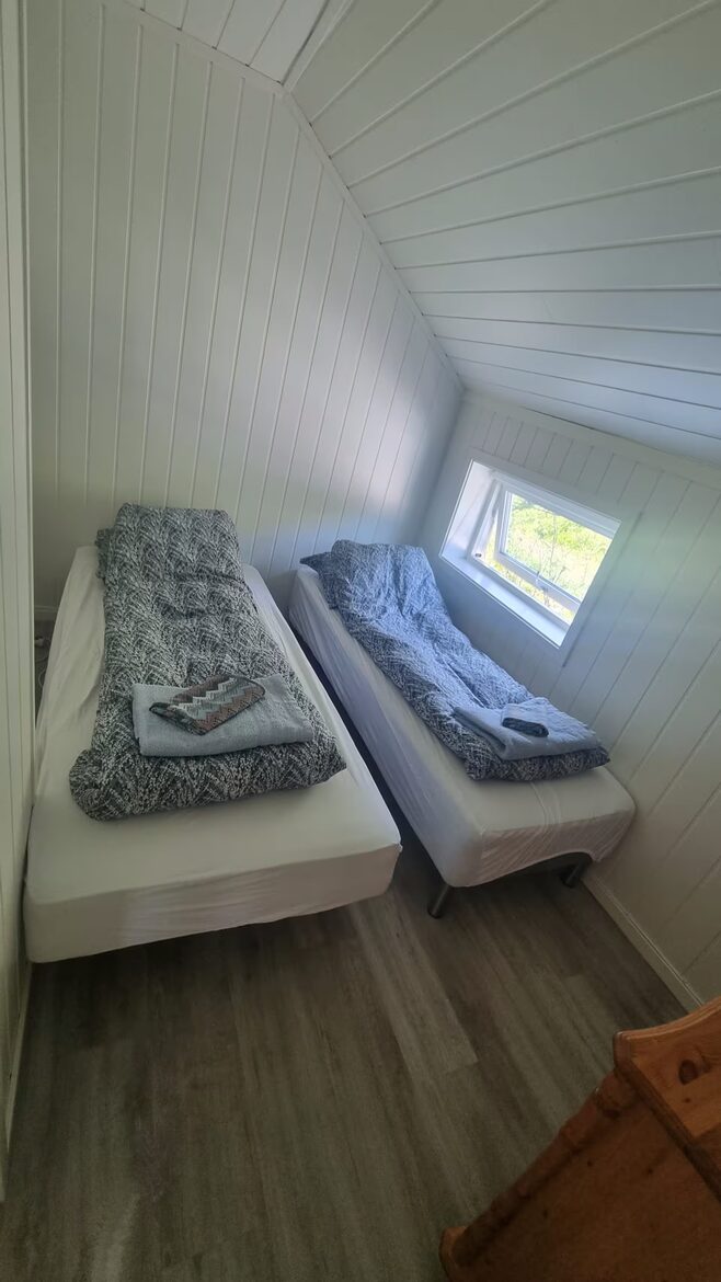 Arctic Lakeview Lodge in Kvænangen - Burfjord, Norway