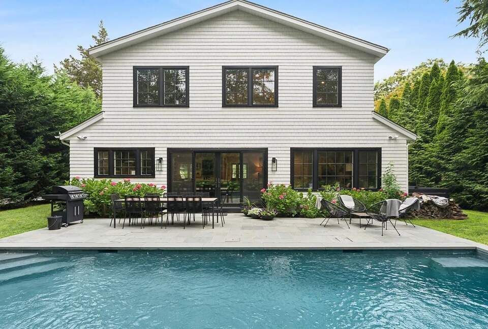 Sophisticated Sag Harbor Retreat Near Long Beach - Sag Harbor, New York