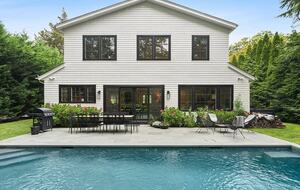Sophisticated Sag Harbor Retreat Near Long Beach - Sag Harbor, New York