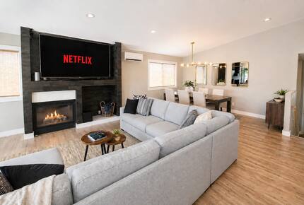 Denver Lakefront Retreat with Private Beach and Mountain Views - Denver, Colorado