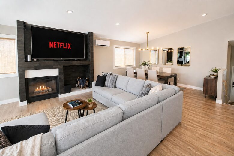 Denver Lakefront Retreat with Private Beach and Mountain Views - Denver, Colorado