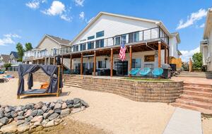 Denver Lakefront Retreat with Private Beach and Mountain Views - Denver, Colorado