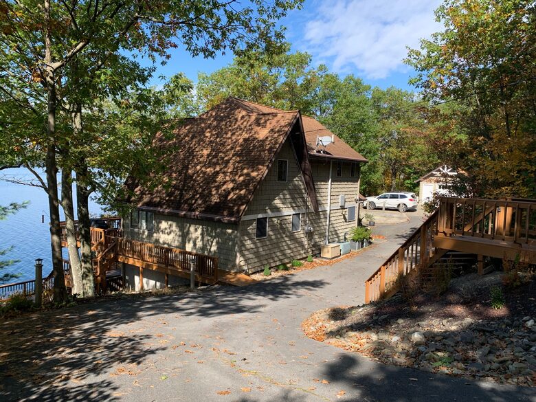 Waterfront Escape in the Heart of Seneca Lake Wine Country - Burdett, New York