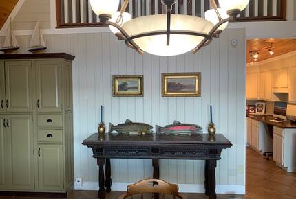 Waterfront Escape in the Heart of Seneca Lake Wine Country - Burdett, New York