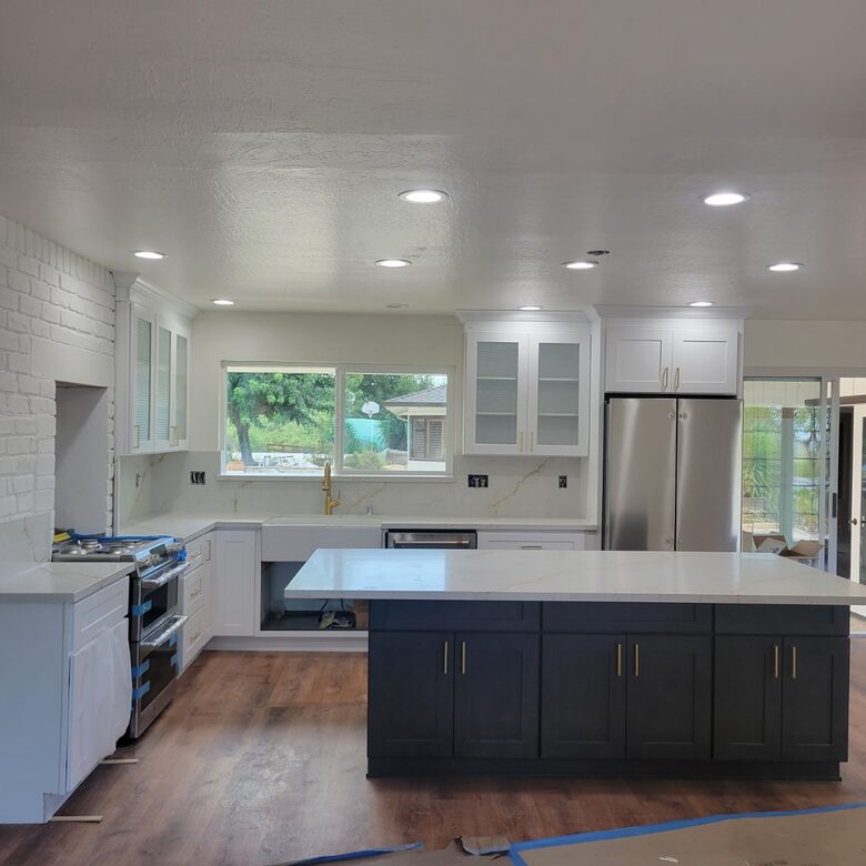 Byron Olive Grove Estate with Pool and Sunset Views - Byron, California