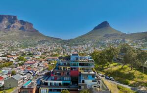 Bo-Kaap Corner Residence with Panoramic Cape Town Views - Cape Town, South Africa