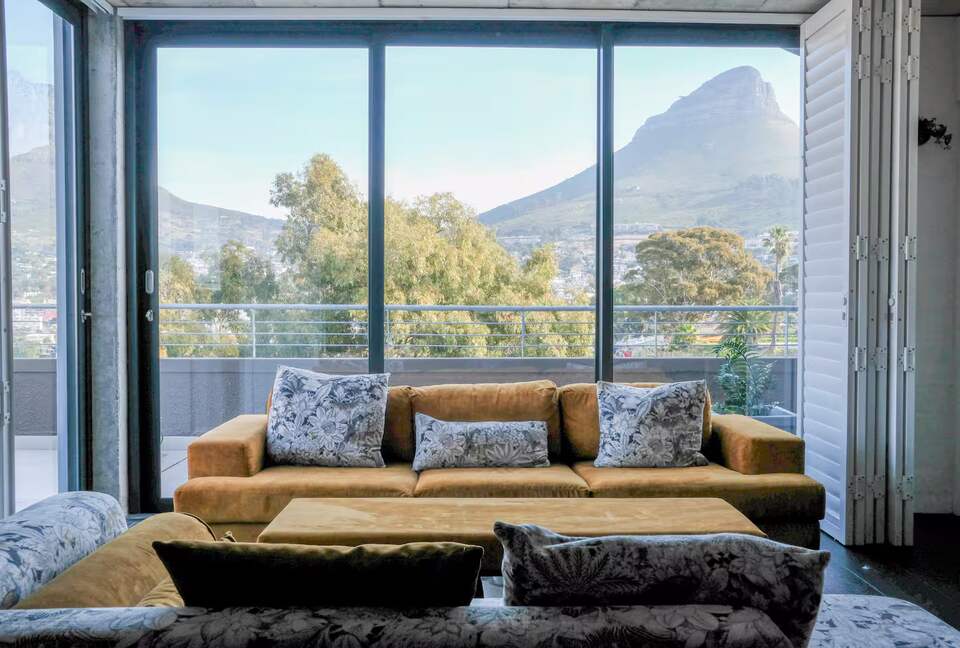 Bo-Kaap Corner Residence with Panoramic Cape Town Views - Cape Town, South Africa