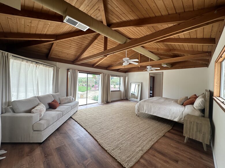 Byron Olive Grove Estate with Pool and Sunset Views - Byron, California