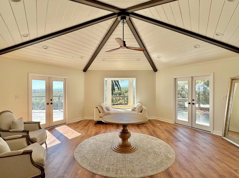 Byron Olive Grove Estate with Pool and Sunset Views - Byron, California