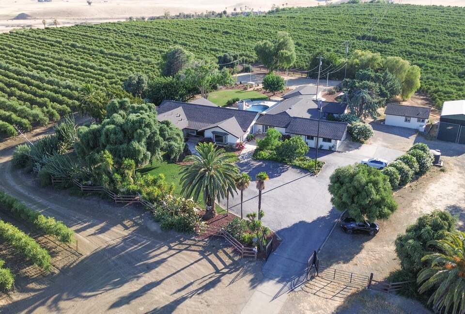 Byron Olive Grove Estate with Pool and Sunset Views - Byron, California