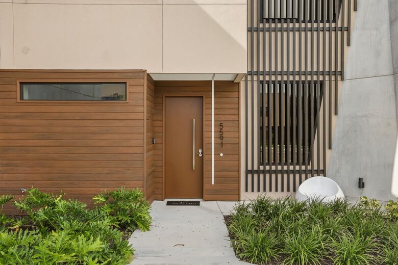 Three-bedroom townhouse at Magic Village Pininfarina - Kissimmee, Florida