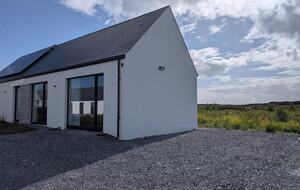 Atlantic Sunrise & Sunset | Private Coastal Home in Connemara - Ballynahown, Ireland