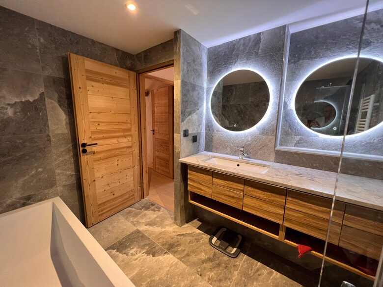 Panoramic Alpine Penthouse in La Rosière - La Rosière, Montvalezan, France