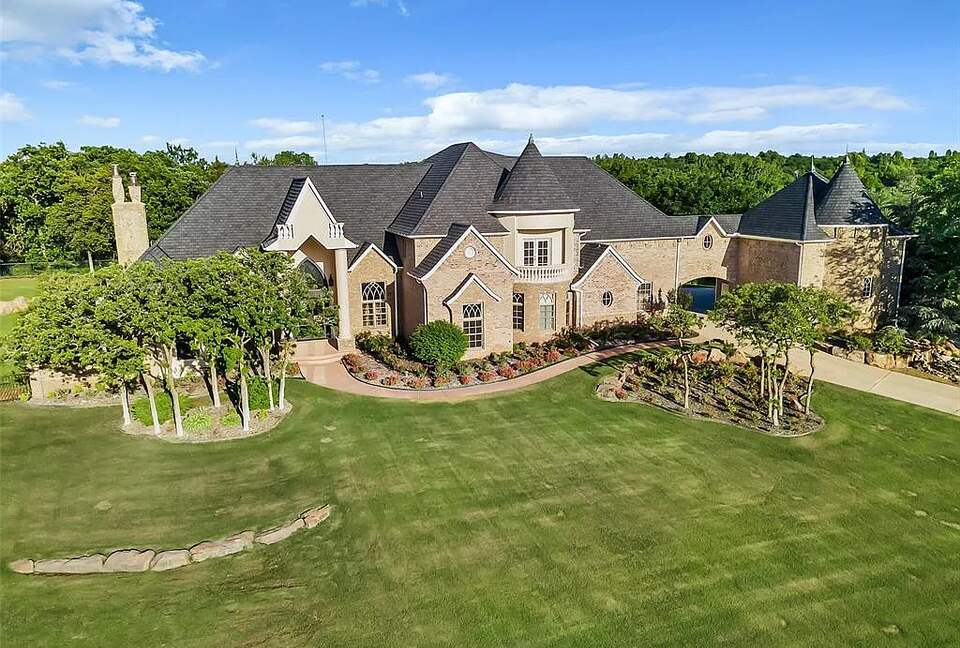 Oklahoma City Area Luxury Estate - Open to Date Requests; Great for OKC area events and OU Games! - Edmond, Oklahoma