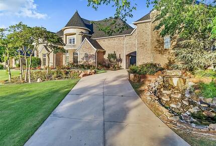 Oklahoma City Area Luxury Estate - Open to Date Requests; Great for OKC area events and OU Games! - Edmond, Oklahoma