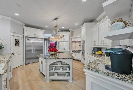 Oklahoma City Area Luxury Estate - Open to Date Requests; Great for OKC area events and OU Games! - Edmond, Oklahoma