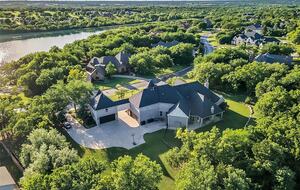 Oklahoma City Area Luxury Estate - Open to Date Requests; Great for OKC area events and OU Games! - Edmond, Oklahoma