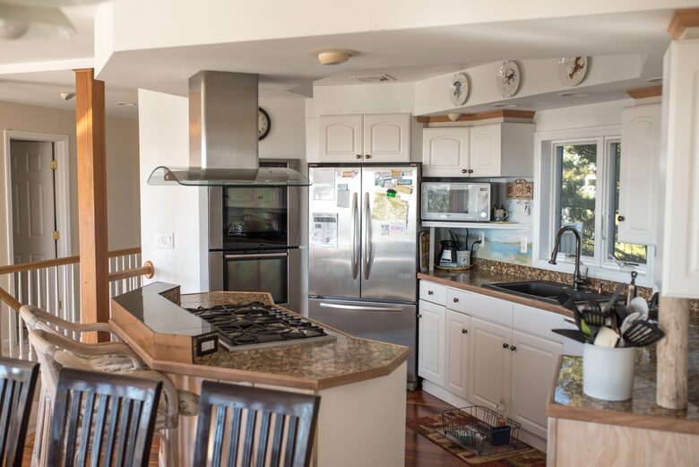 Dreamy Barnegat Light Oceanfront Shore Beach House - Barnegat Light, New Jersey