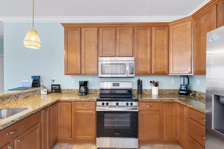 Marathon Waterfront Retreat with Private Dock and Hot Tub - Marathon, Florida