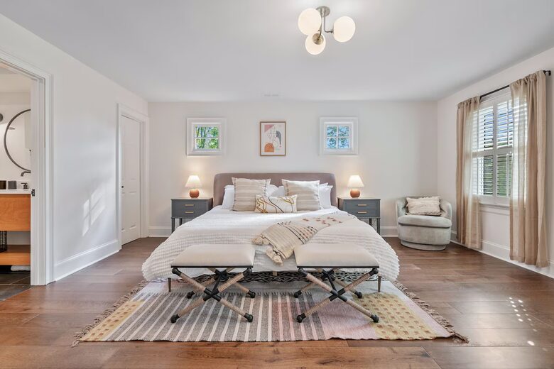 Private 35-Acre Farmhouse Retreat in North Georgia - Hoschton, Georgia