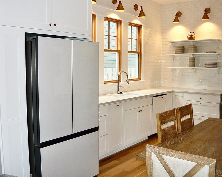 Downtown Fayetteville Cottage with Designer Finishes - Fayetteville, Arkansas