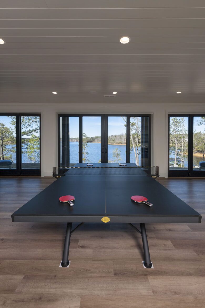 Expansive Waterfront Estate on Smith Lake - Bremen, Alabama