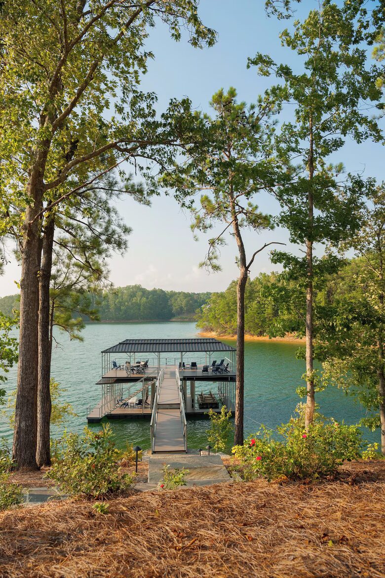 Expansive Waterfront Estate on Smith Lake - Bremen, Alabama