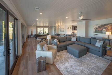 Expansive Waterfront Estate on Smith Lake - Bremen, Alabama