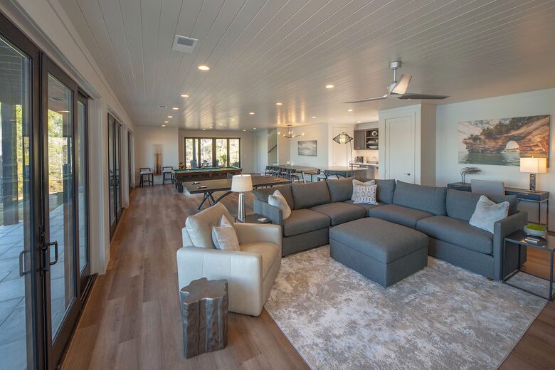 Expansive Waterfront Estate on Smith Lake - Bremen, Alabama