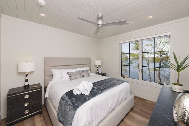 Expansive Waterfront Estate on Smith Lake - Bremen, Alabama