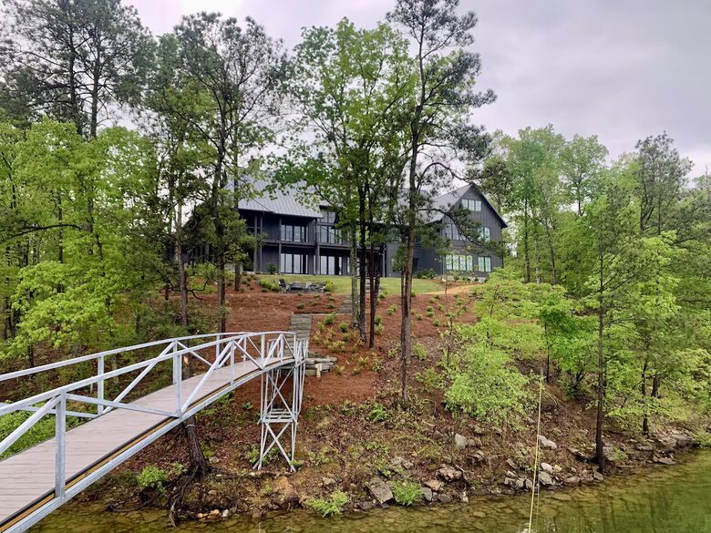 Expansive Waterfront Estate on Smith Lake - Bremen, Alabama