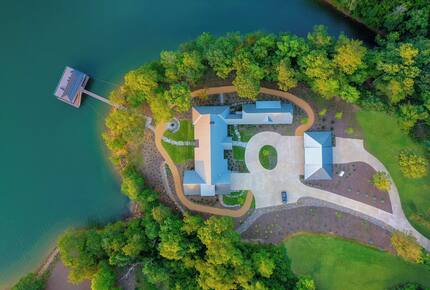 Expansive Waterfront Estate on Smith Lake - Bremen, Alabama