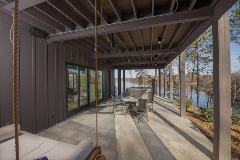 Expansive Waterfront Estate on Smith Lake - Bremen, Alabama