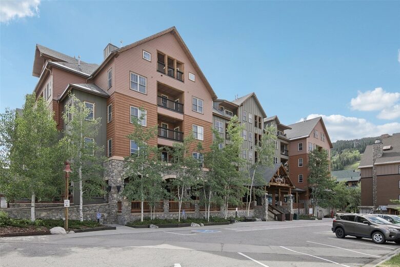 Mountain-View Escape in the Heart of Keystone - Keystone, Colorado