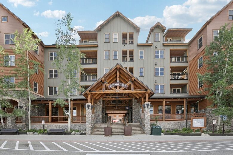 Mountain-View Escape in the Heart of Keystone - Keystone, Colorado