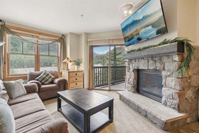 Mountain-View Escape in the Heart of Keystone - Keystone, Colorado